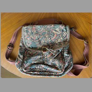 Convertible Crossbody/ Backpack Sakroots bag
